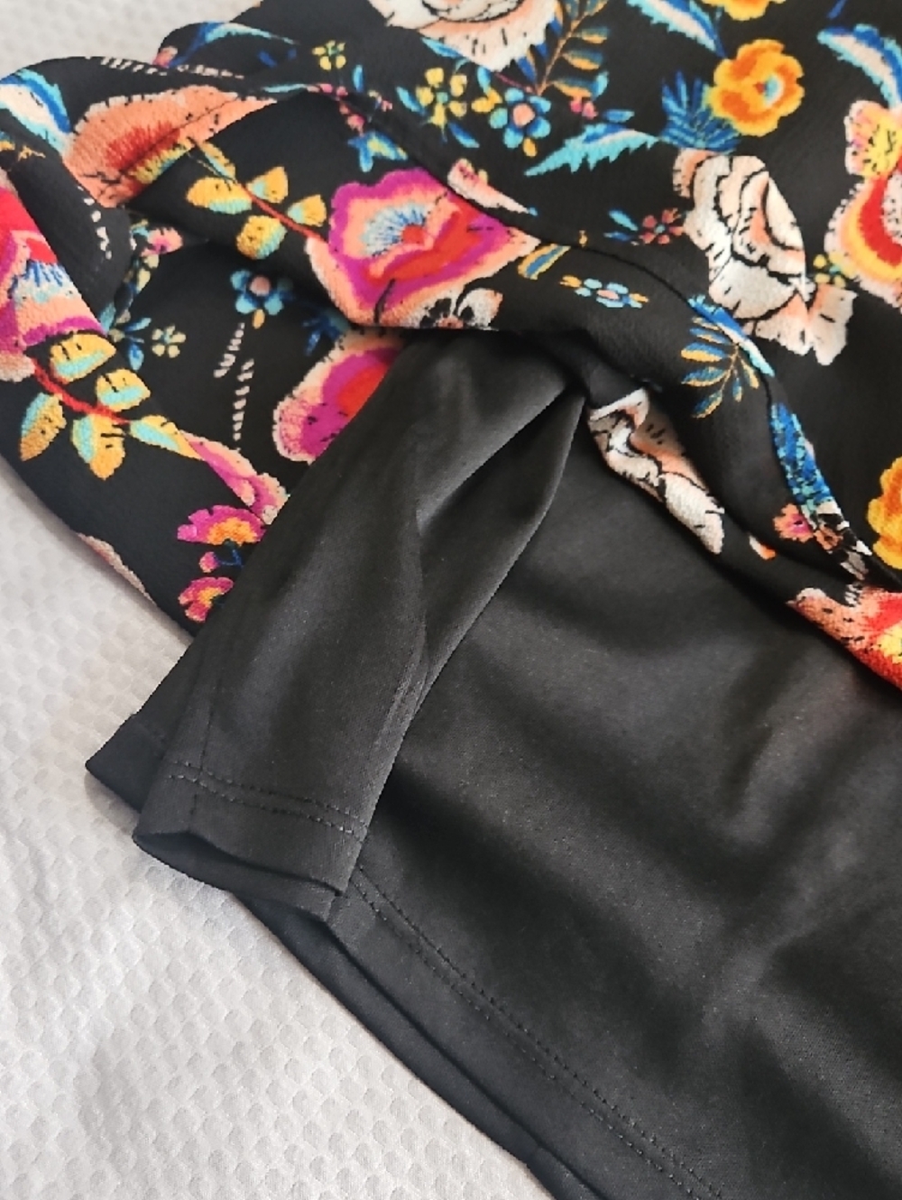 Lily Rose Black Shift Cold Shoulder Dress Gorgeous Floral Print MED - Picture 5 of 14